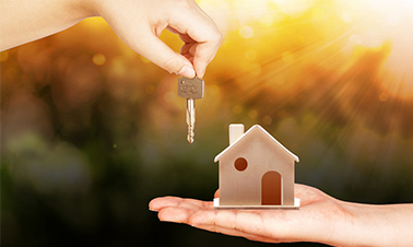 曹曉靜律師做客北京電視臺科教頻道《律師幫幫忙》——令人困擾的離婚財產糾紛，為當事人答疑解惑。